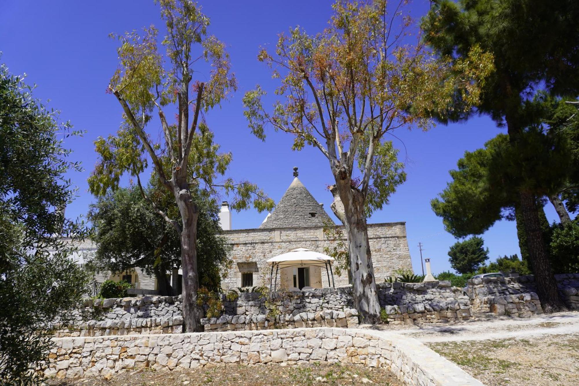 Trullo Amico Villa Cisternino Exterior photo