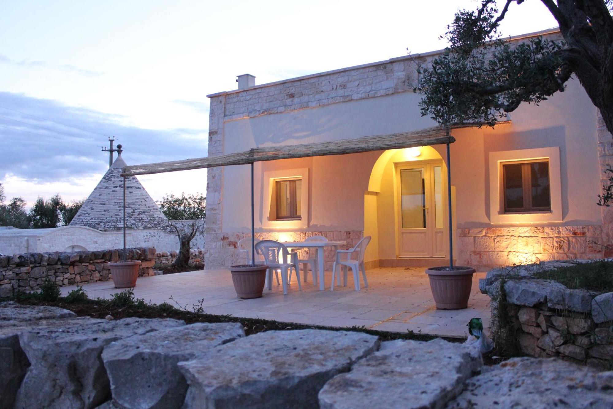 Trullo Amico Villa Cisternino Exterior photo